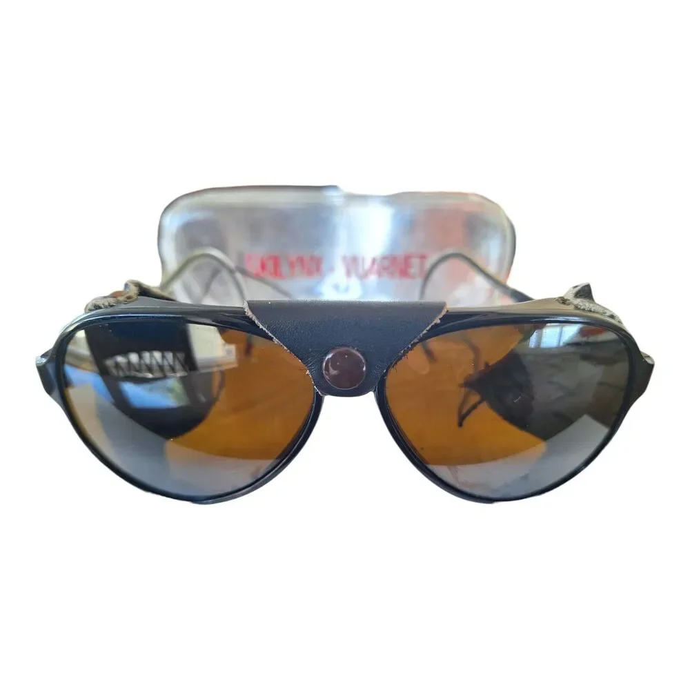 Vintage 80s Vuarnet Skilynx Sunglasses leather side blinkers nose guard w case